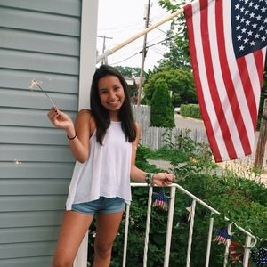 Meet your Posher, Mari